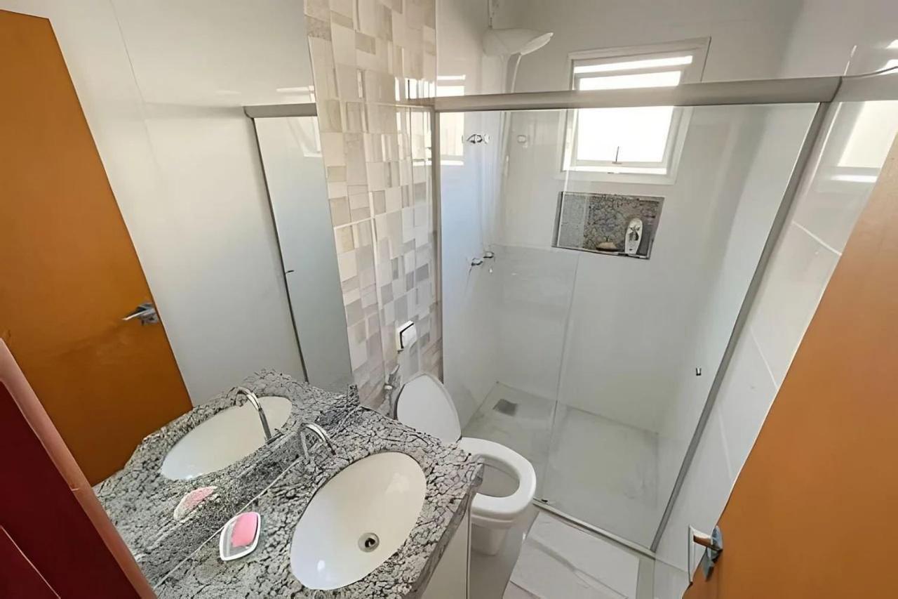 103 - Apartamento Completo Para Ate 5 Hospedes Patos de Minas Exterior foto